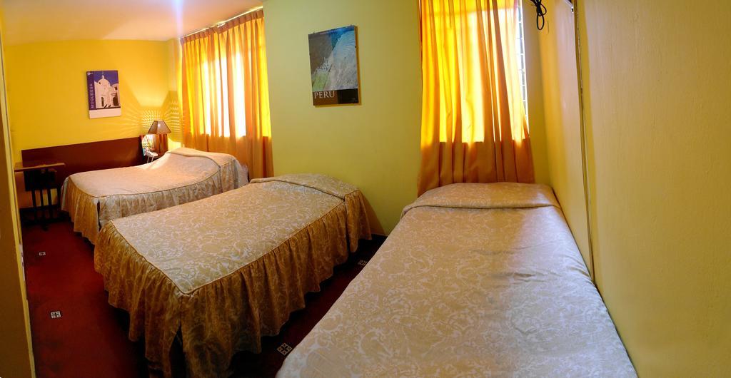 Hostal Iquique Lima Exterior photo